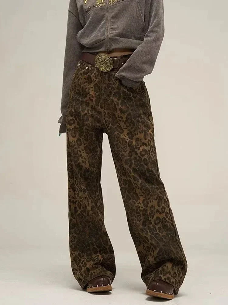 EMMA - Oversized leopard jeans